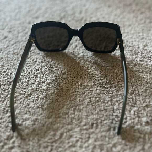 COPY - Authentic Gucci sunglasses - Picture 7 of 12